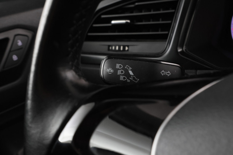 Volkswagen T-Roc 1.0 TSI Apple carplay, Climate, Lmv,