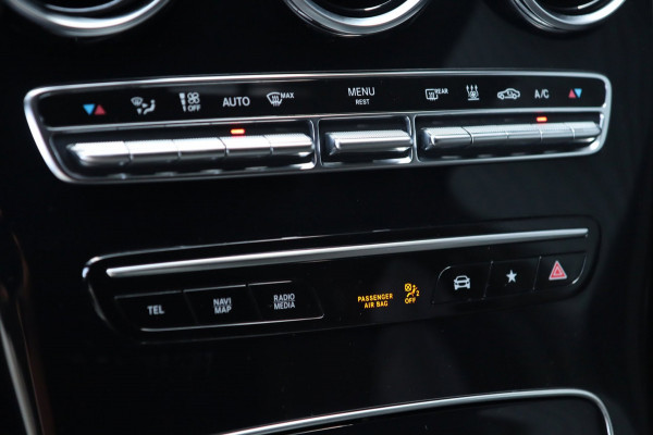 Mercedes-Benz GLC Coupé 300e 4MATIC AMG / PANO / ACC / 360 / KEYLESS / 94% Batterijcond.