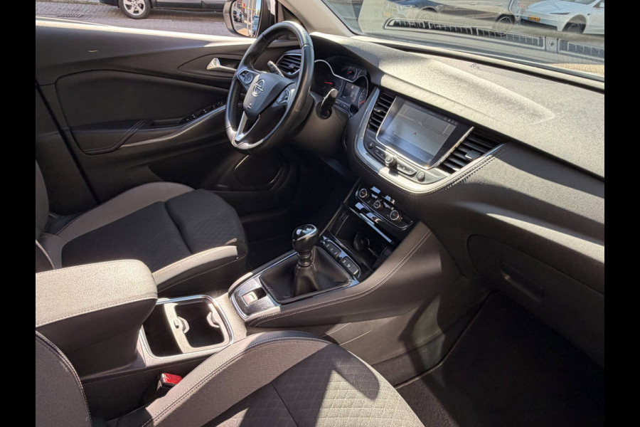Opel Grandland X 1.2 Turbo Edition 2020 - Navigatie/Apple CarPlay I Airco I LED- PDC I Comfort pakket I Dealer onderhouden