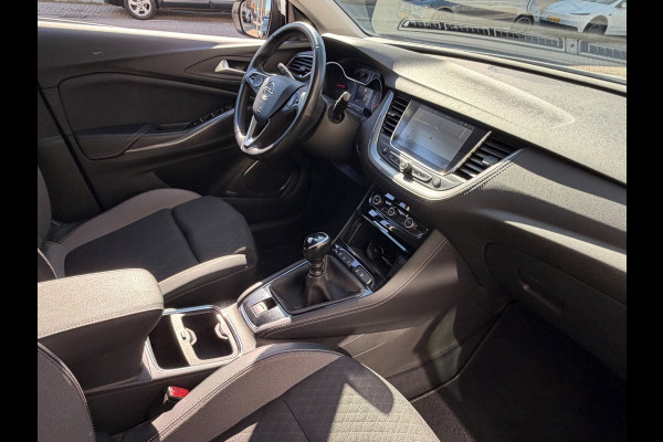 Opel Grandland X 1.2 Turbo Edition 2020 - Navigatie/Apple CarPlay I Airco I LED- PDC I Comfort pakket I Dealer onderhouden
