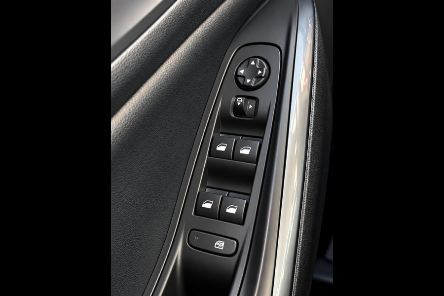 Opel Grandland X 1.2 Turbo Edition 2020 - Navigatie/Apple CarPlay I Airco I LED- PDC I Comfort pakket I Dealer onderhouden