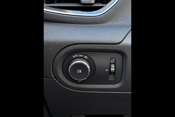 Opel Grandland X 1.2 Turbo Edition 2020 - Navigatie/Apple CarPlay I Airco I LED- PDC I Comfort pakket I Dealer onderhouden