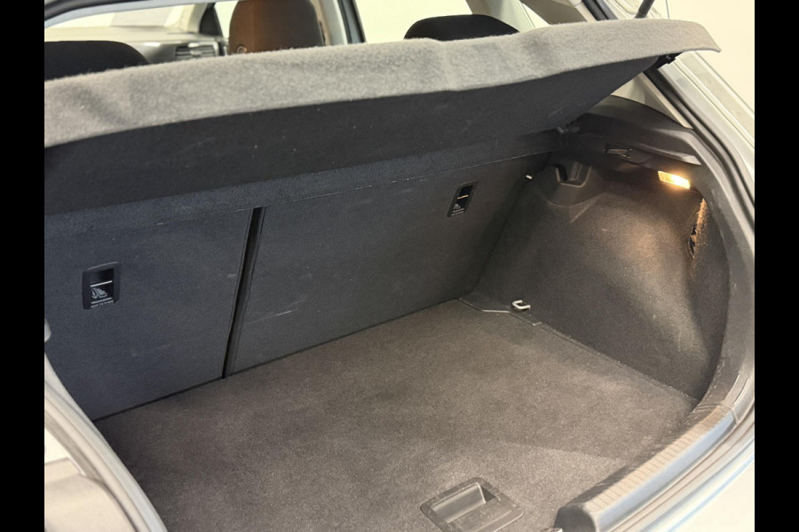 Volkswagen Polo 1.0 TSI Life Navigatie Apple Carplay / Android Auto Adaptive Cruise Control Lichtmetalen velgen Led Virtual Cockpit Airco