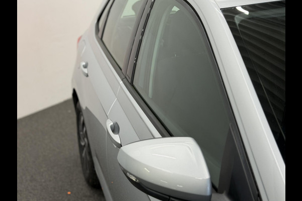 Volkswagen Polo 1.0 TSI Life Navigatie Apple Carplay / Android Auto Adaptive Cruise Control Lichtmetalen velgen Led Virtual Cockpit Airco