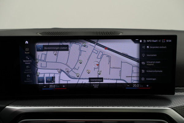 BMW 3 Serie Touring 320e Leer, Panoramadak, ACC, Camera, Verwarmd Stuurwiel, LED, Apple Carplay, 19''