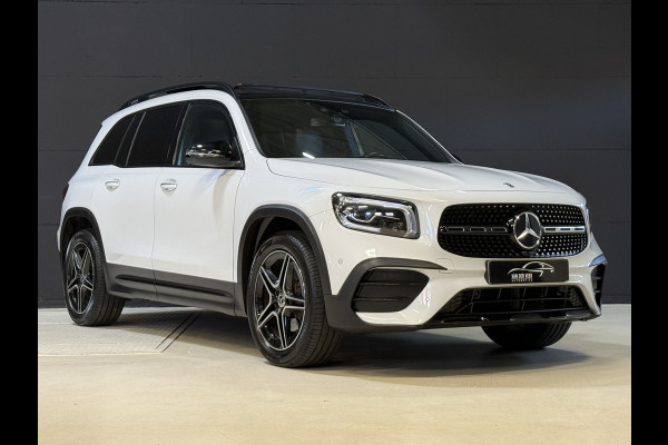 Mercedes-Benz Glb 200 Business Solution AMG | 7-Zits | Pano | Camera | Sfeerverlichting