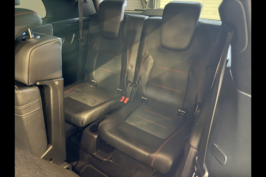 Mercedes-Benz Glb 200 Business Solution AMG | 7-Zits | Pano | Camera | Sfeerverlichting