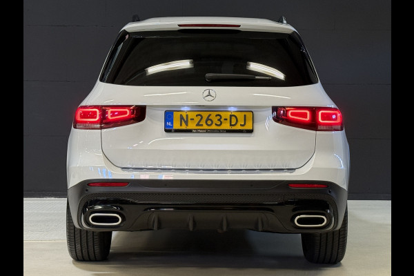 Mercedes-Benz Glb 200 Business Solution AMG | 7-Zits | Pano | Camera | Sfeerverlichting