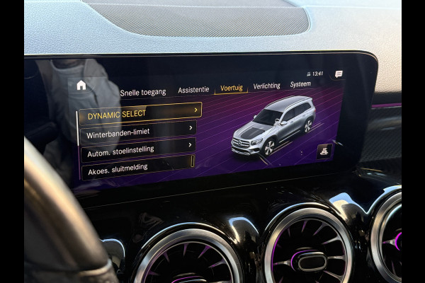 Mercedes-Benz Glb 200 Business Solution AMG | 7-Zits | Pano | Camera | Sfeerverlichting