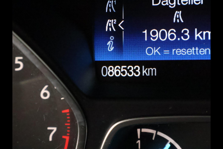 Ford Kuga 1.5 EcoBoost Trend Ultimate | Navigatie | Trekhaak | Parkeersensoren | Cruise Control |