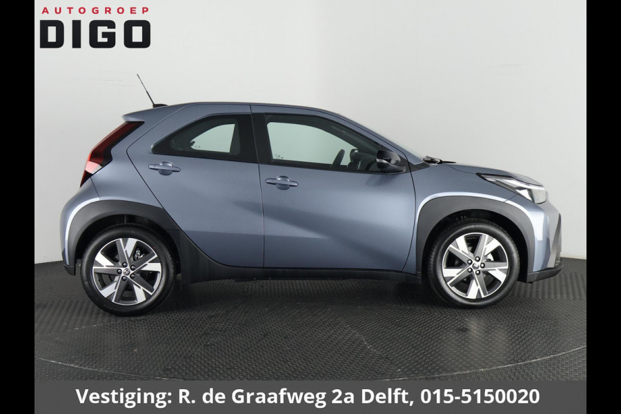 Toyota Aygo X Play Hybrid
