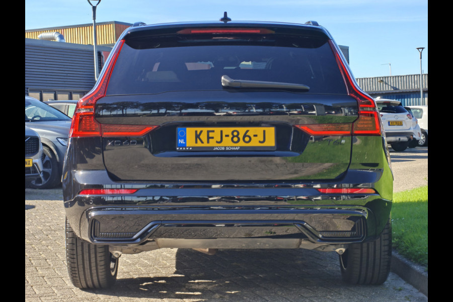 Volvo XC60 T6 350PK AWD Ultra Black Edition | Facelift | Schuif/kantel dak | H & K Audio | BLIS | 360 Camera