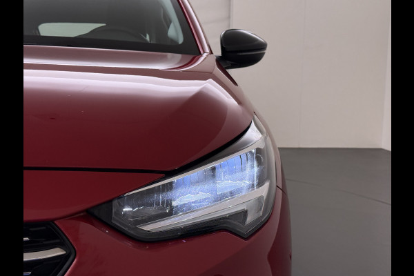 Opel Corsa 5Drs 101PK Elegance 360°Camera Keyless Dodehoekdetectie Navi Ecc Apple Carplay Android Auto Cruise Control Pdc Lmv Isofix Led DAB Bluetooth Lane Assist 1e Eigenaar Dealeronderhouden Origineel Nederlandse Auto