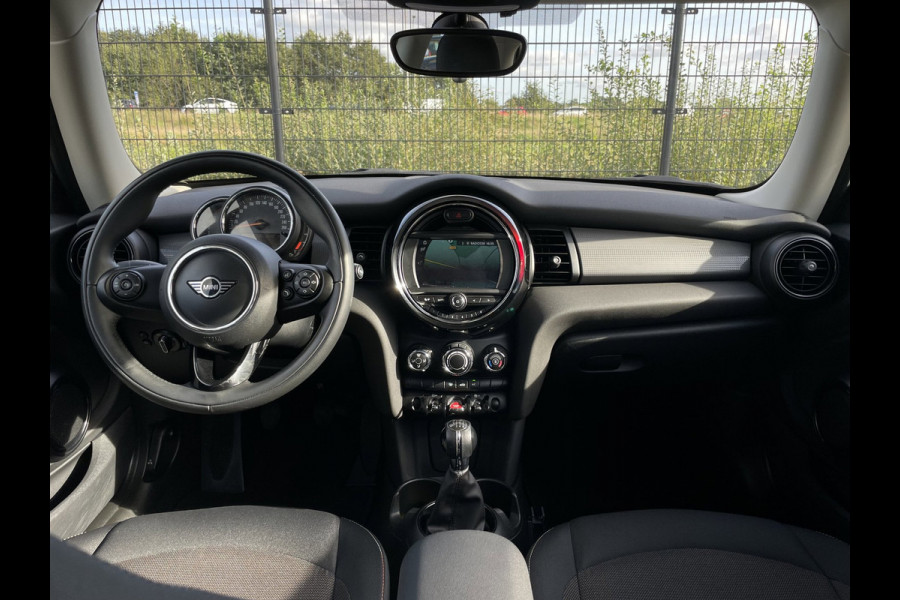 MINI 3-deurs 1.5 Cooper | NAVI | Bluetooth | Airco | Cruise Control |