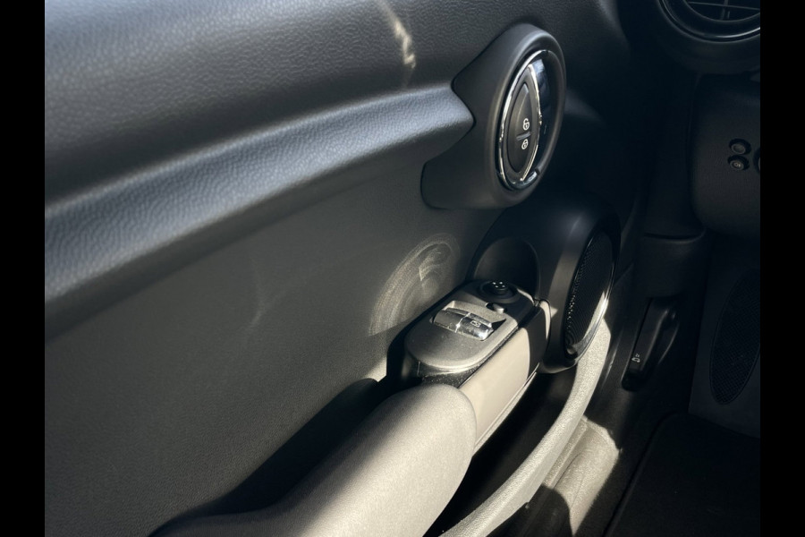 MINI 3-deurs 1.5 Cooper | NAVI | Bluetooth | Airco | Cruise Control |