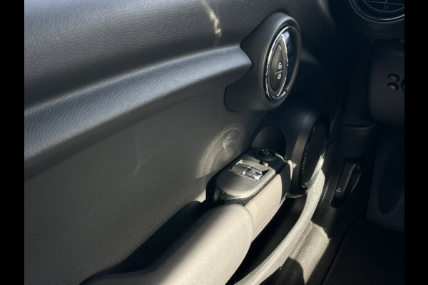 MINI 3-deurs 1.5 Cooper | NAVI | Bluetooth | Airco | Cruise Control |