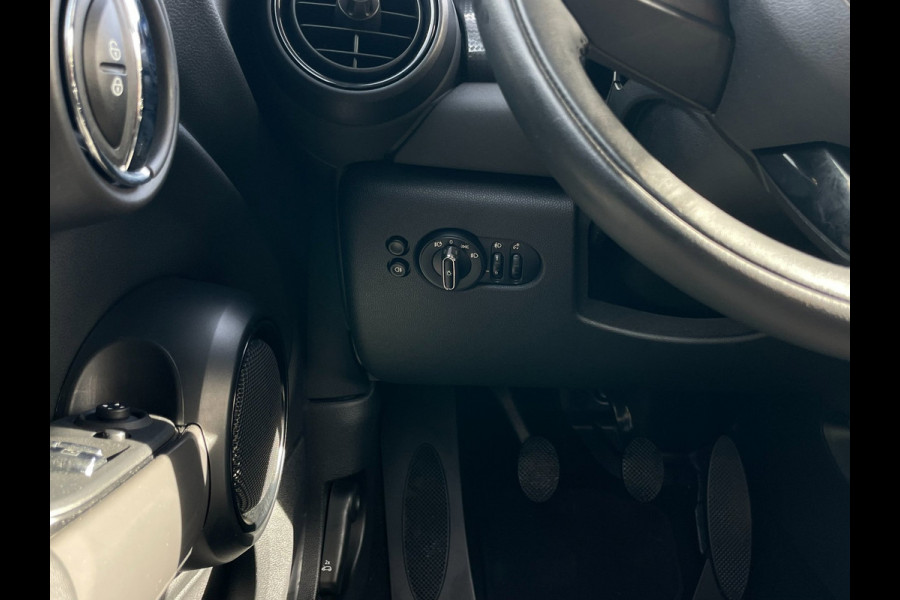 MINI 3-deurs 1.5 Cooper | NAVI | Bluetooth | Airco | Cruise Control |