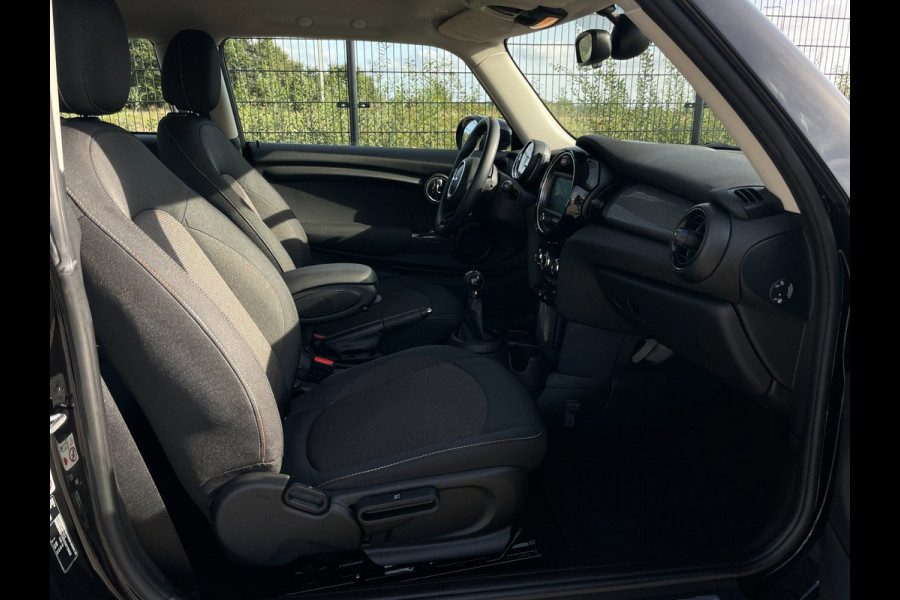 MINI 3-deurs 1.5 Cooper | NAVI | Bluetooth | Airco | Cruise Control |