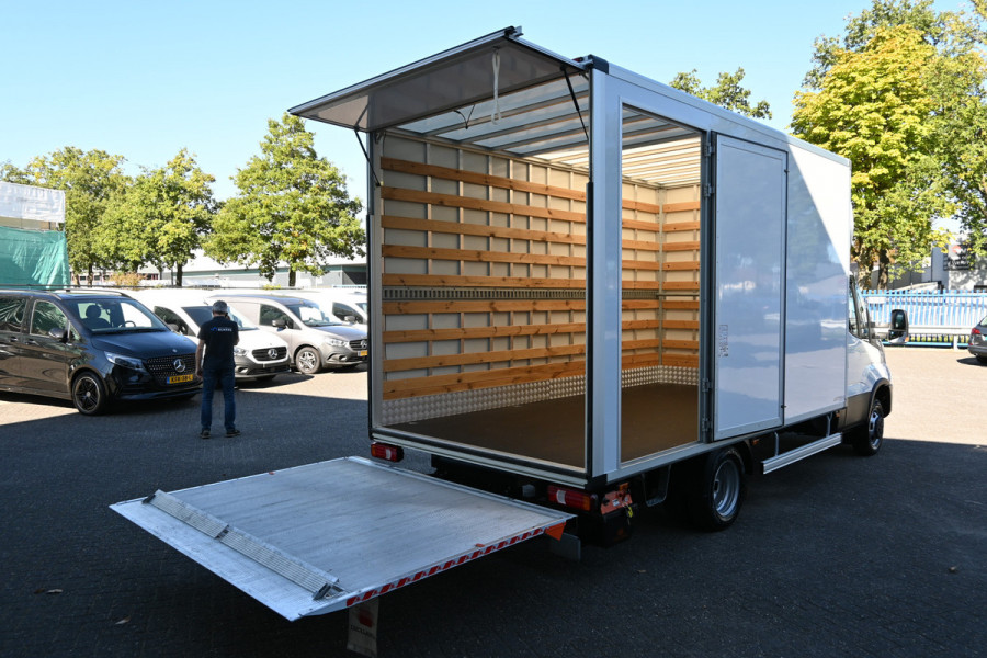 Iveco Daily 40C18 3.0 HiMatic Bakwagen met Dhollandia laadklep Luchtvering, Trekhaak, ACC, LED, Geveerde stoel, Camera