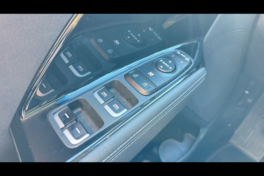 Kia Niro 1.6 GDi Hybrid DynamicLine Airco/Ecc Leer Navi Camera