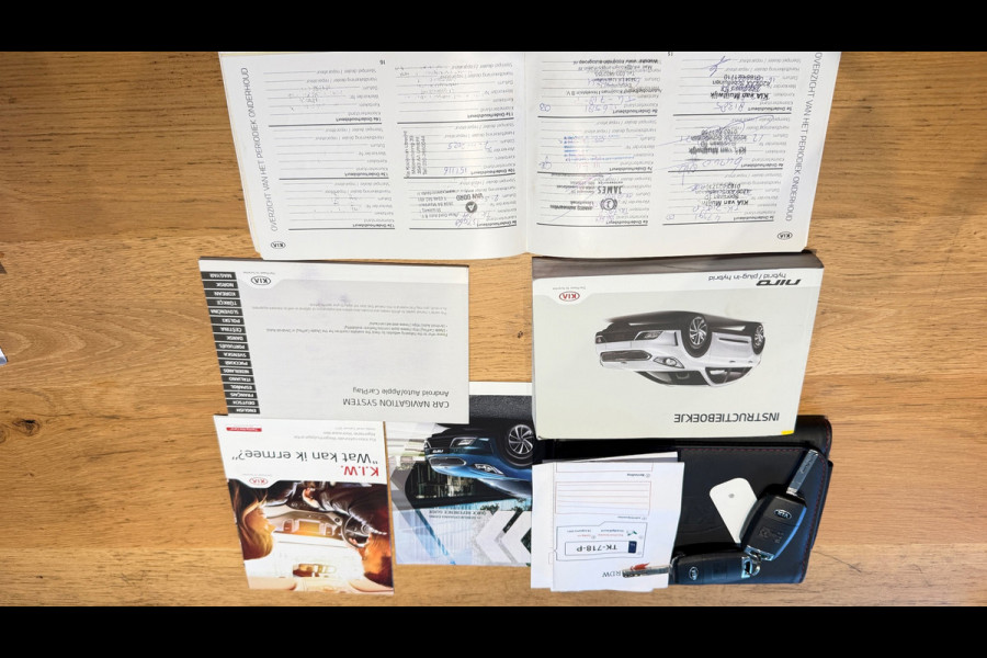 Kia Niro 1.6 GDi Hybrid DynamicLine Airco/Ecc Leer Navi Camera
