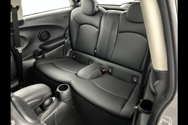 MINI Cooper 1.5 Aut. Camden Digi.Dashboard/Lederen/Sportstoelen/Camera/