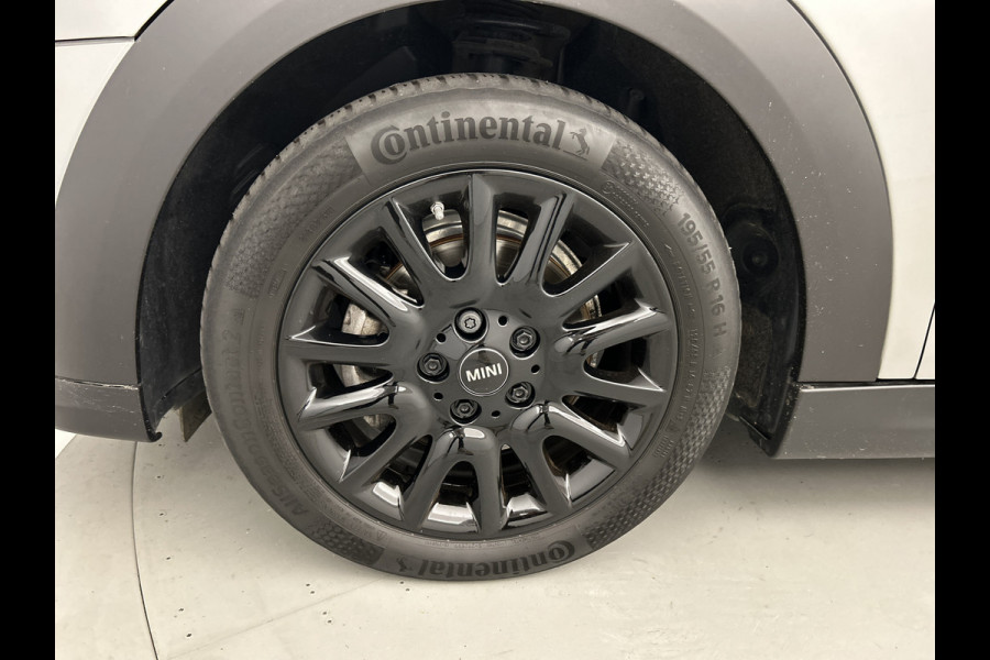 MINI Cooper 1.5 Aut. Camden Digi.Dashboard/Lederen/Sportstoelen/Camera/