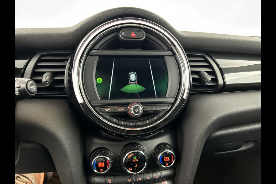 MINI Mini 1.5 136 PK Aut. Cooper Greenwich Ed. Pano-dak/Yours-Leer/Carplay/Climate