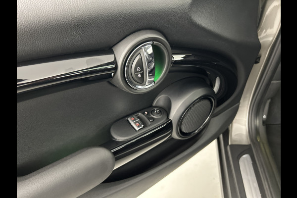 MINI Mini 1.5 136 PK Aut. Cooper Greenwich Ed. Pano-dak/Yours-Leer/Carplay/Climate