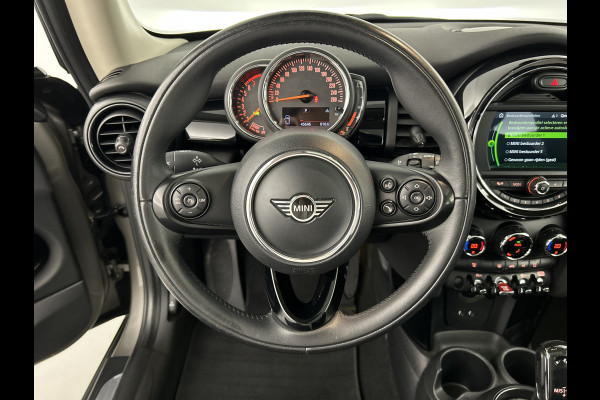 MINI Mini 1.5 136 PK Aut. Cooper Greenwich Ed. Pano-dak/Yours-Leer/Carplay/Climate