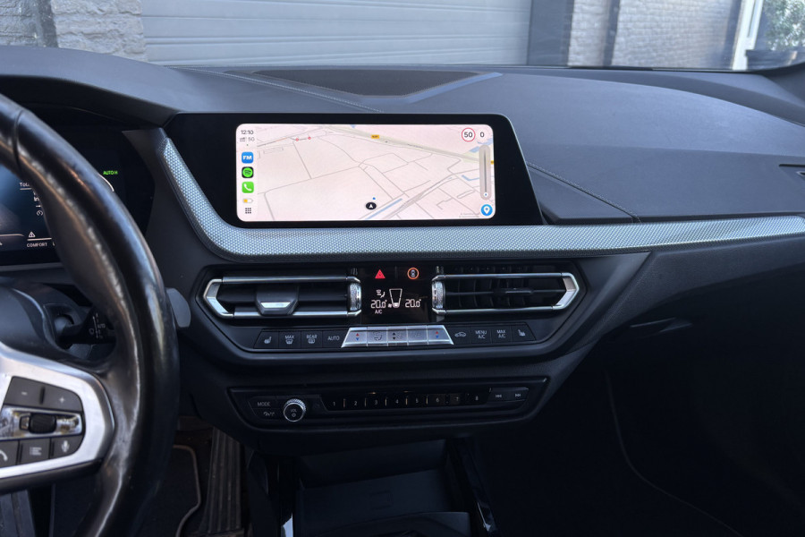 BMW 1-serie 118i Sportline | Sportleder | Comfort Acces | Stoel+Stuurverwarming | PDC V+A | Carplay