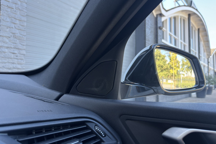 BMW 1-serie 118i Sportline | Sportleder | Comfort Acces | Stoel+Stuurverwarming | PDC V+A | Carplay