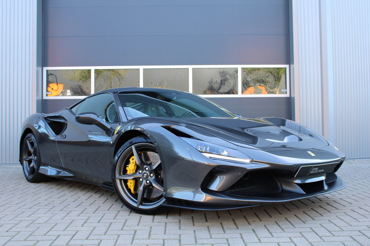 Ferrari F8 Tributo 3.9 V8 HELE
