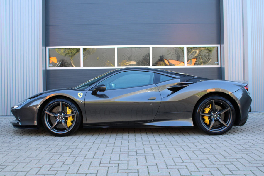 Ferrari F8 Tributo 3.9 V8 HELE