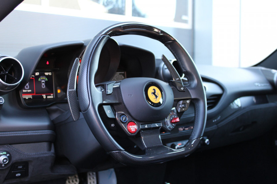 Ferrari F8 Tributo 3.9 V8 HELE