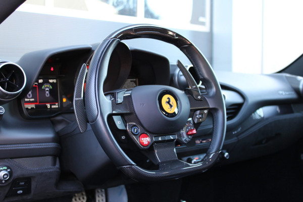 Ferrari F8 Tributo 3.9 V8 HELE