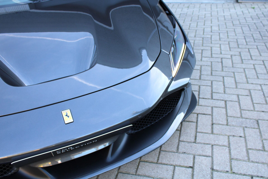 Ferrari F8 Tributo 3.9 V8 HELE