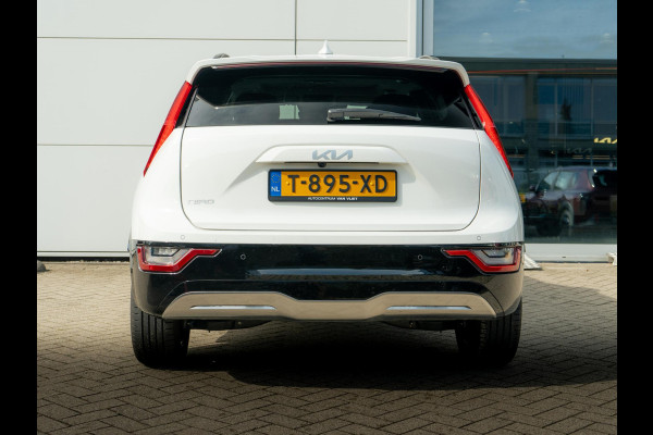 Kia Niro EV ExecutiveLine 64.8 kWh | Schuifkanteldak | Stoel en stuurverwarming | Stoel ventilatie |