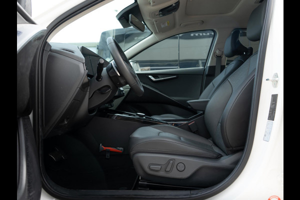 Kia Niro EV ExecutiveLine 64.8 kWh | Schuifkanteldak | Stoel en stuurverwarming | Stoel ventilatie |