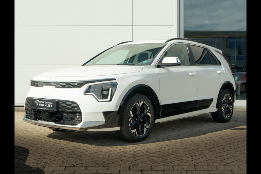 Kia Niro EV ExecutiveLine 64.8 kWh | Schuifkanteldak | Stoel en stuurverwarming | Stoel ventilatie |