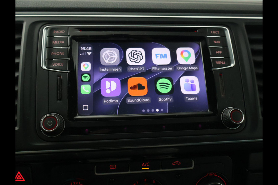 Volkswagen Transporter 2.0 TDI 150 PK DSG L2H1 HIGHLINE + 2 SCHUIFDEUREN | APPLE CARPLAY | TREKHAAK | COMFORTSTOELEN