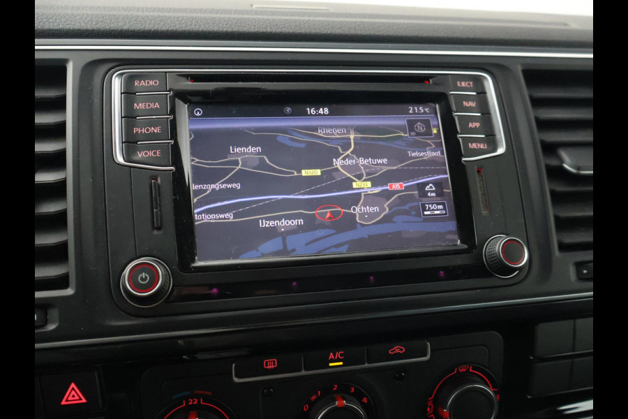 Volkswagen Transporter 2.0 TDI 150 PK DSG L2H1 HIGHLINE + 2 SCHUIFDEUREN | APPLE CARPLAY | TREKHAAK | COMFORTSTOELEN