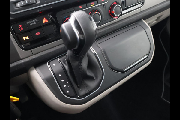 Volkswagen Transporter 2.0 TDI 150 PK DSG L2H1 HIGHLINE + 2 SCHUIFDEUREN | APPLE CARPLAY | TREKHAAK | COMFORTSTOELEN