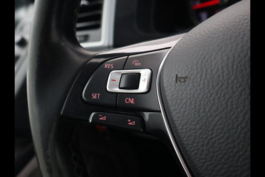 Volkswagen Transporter 2.0 TDI 150 PK DSG L2H1 HIGHLINE + 2 SCHUIFDEUREN | APPLE CARPLAY | TREKHAAK | COMFORTSTOELEN