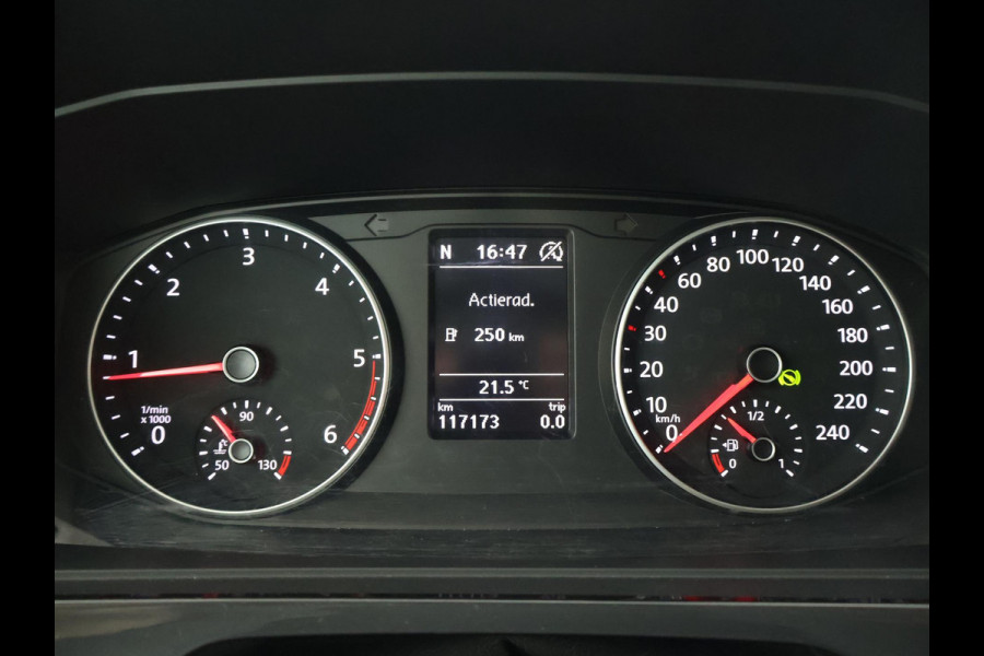 Volkswagen Transporter 2.0 TDI 150 PK DSG L2H1 HIGHLINE + 2 SCHUIFDEUREN | APPLE CARPLAY | TREKHAAK | COMFORTSTOELEN