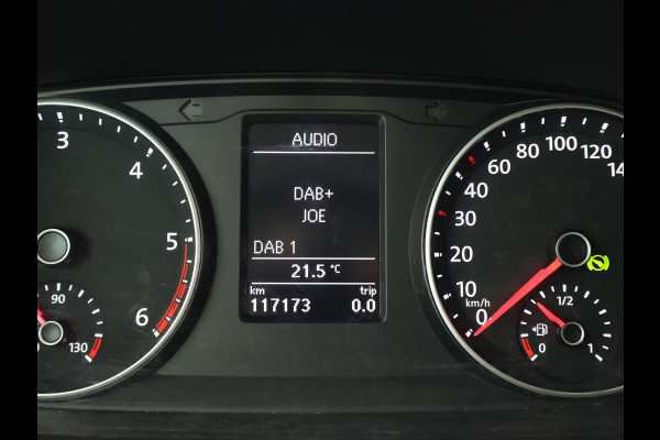Volkswagen Transporter 2.0 TDI 150 PK DSG L2H1 HIGHLINE + 2 SCHUIFDEUREN | APPLE CARPLAY | TREKHAAK | COMFORTSTOELEN