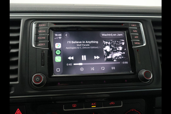 Volkswagen Transporter 2.0 TDI 150 PK DSG L2H1 HIGHLINE + 2 SCHUIFDEUREN | APPLE CARPLAY | TREKHAAK | COMFORTSTOELEN