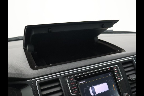 Volkswagen Transporter 2.0 TDI 150 PK DSG L2H1 HIGHLINE + 2 SCHUIFDEUREN | APPLE CARPLAY | TREKHAAK | COMFORTSTOELEN