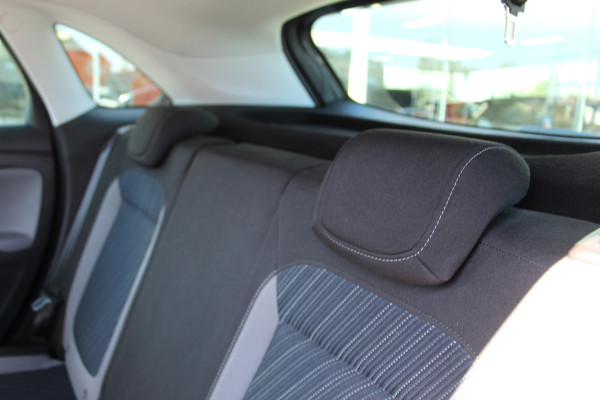 Opel Crossland X 1.2 Turbo 120 Jaar Edition , 111pk Navigatie, Airco , Cruise control , Bluetooth , Camera