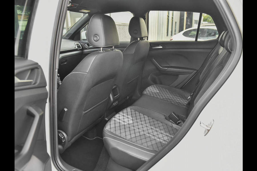 Volkswagen T-Cross 1.5 TSI R-Line Camera Navi Trekhaak Carplay